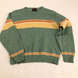Vintage 70’s Esprit sweater. Size large. Unisex.